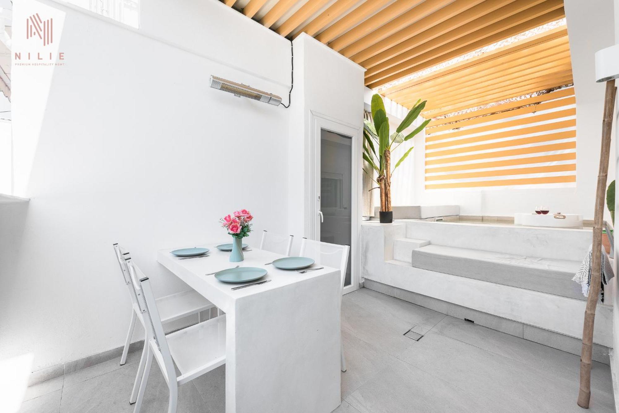 Apartmán Skyhigh, Nilie Hospitality Mgmt Soluň Exteriér fotografie
